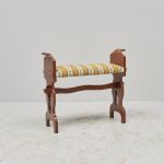 1532 7188 PIANO STOOL